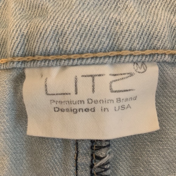 LitZ distressed Denim light washed skirt - Picture 3 of 5